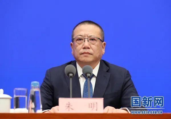 國家能源局：大力發(fā)展光伏發(fā)電、風(fēng)電等可再生能源；多管齊下解決消納問題